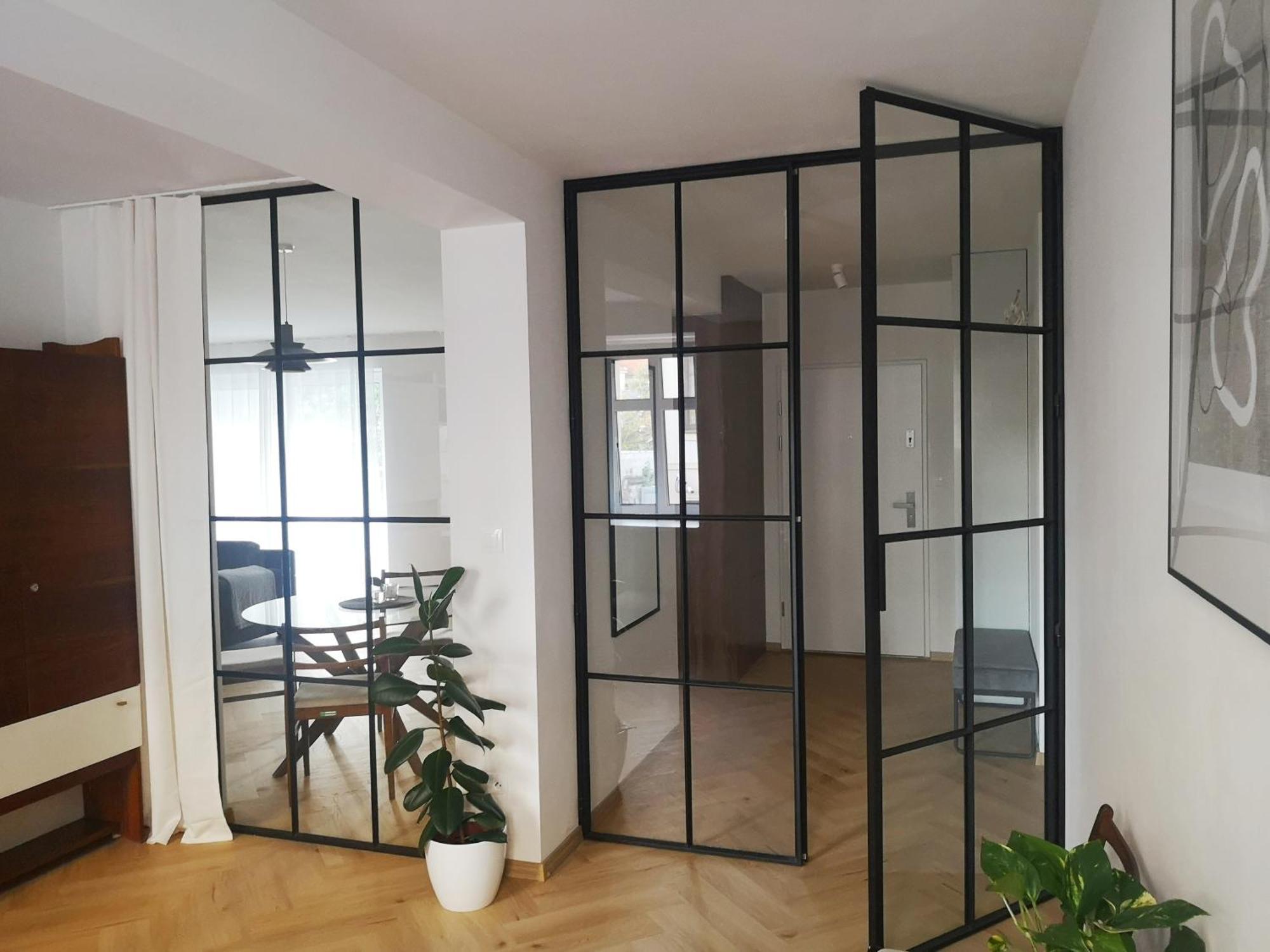 Beautiful New Apt In Old Town Near Train Station - Free Parking Bratislava Exterior foto